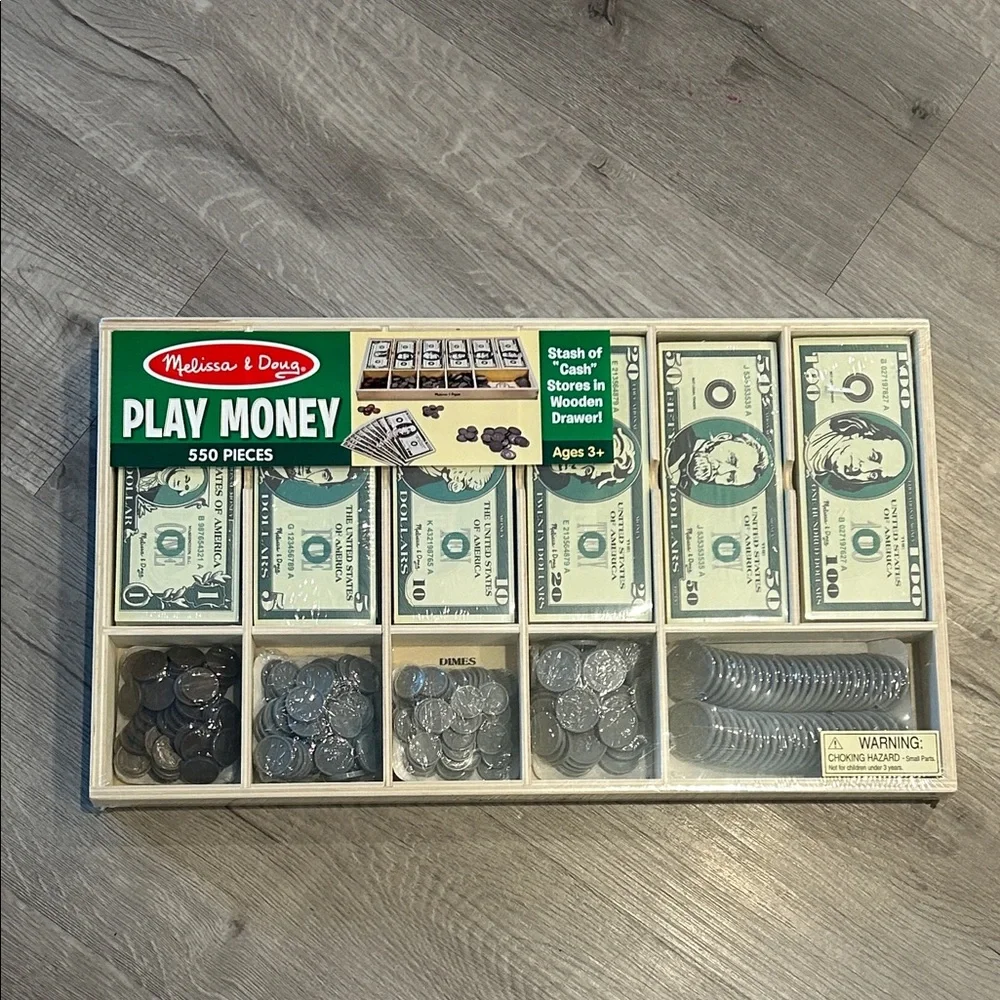 Melissa & Doug PLAY MONEY 550 PIECES